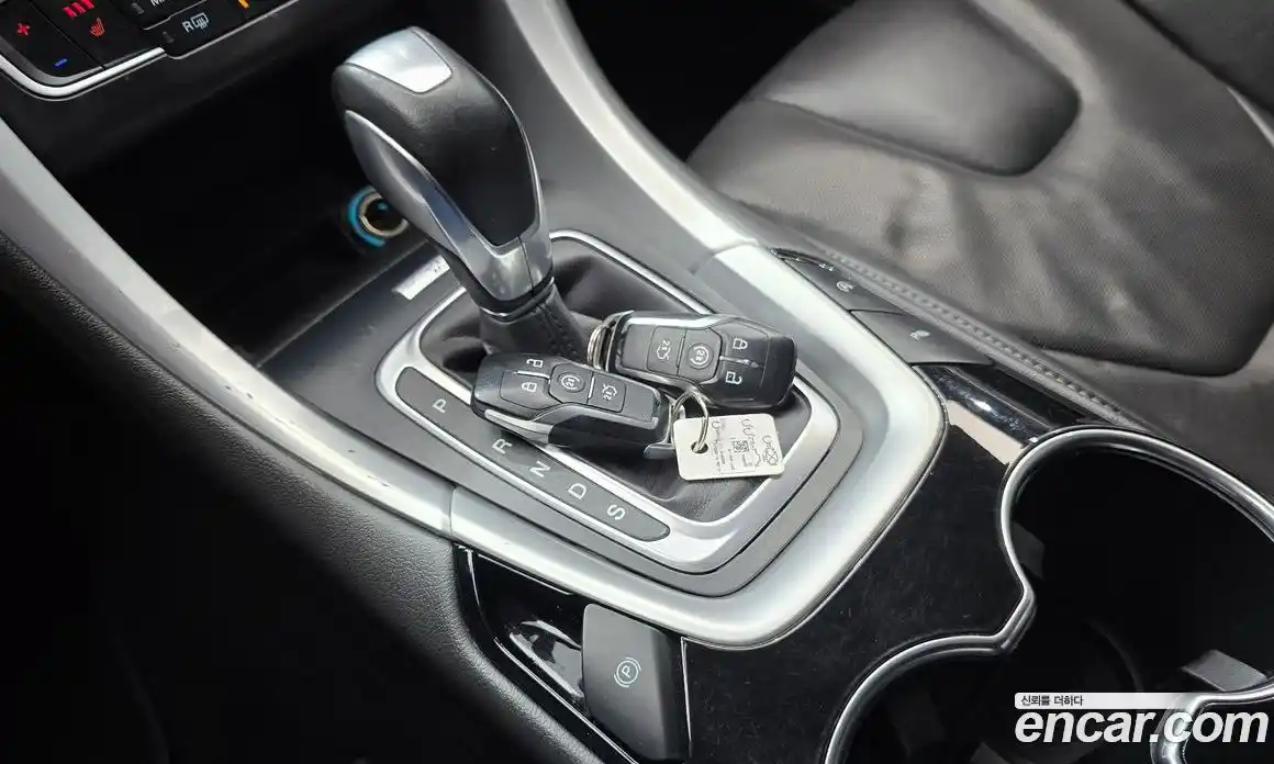 Ford Mondeo 2016 2.0 автомат (гидро), фото 9