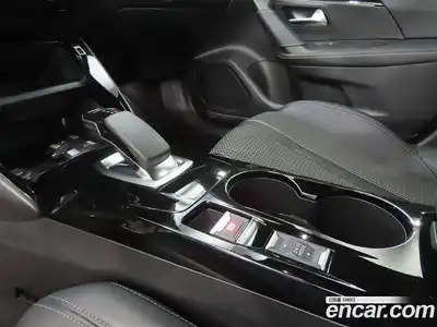 Peugeot 2008 2022 0.1 автомат (гидро), миниатюра 11