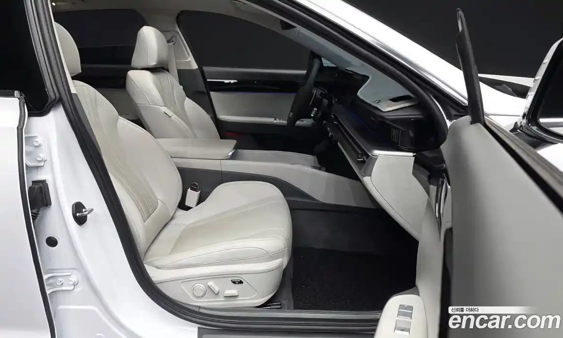 Hyundai Grandeur 2025 2.5 гидро, фото 11