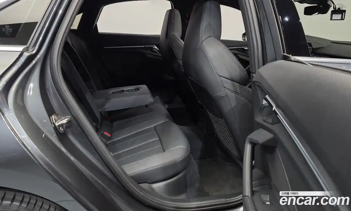Audi A3 2023 2.0 автомат (гидро), фото 18