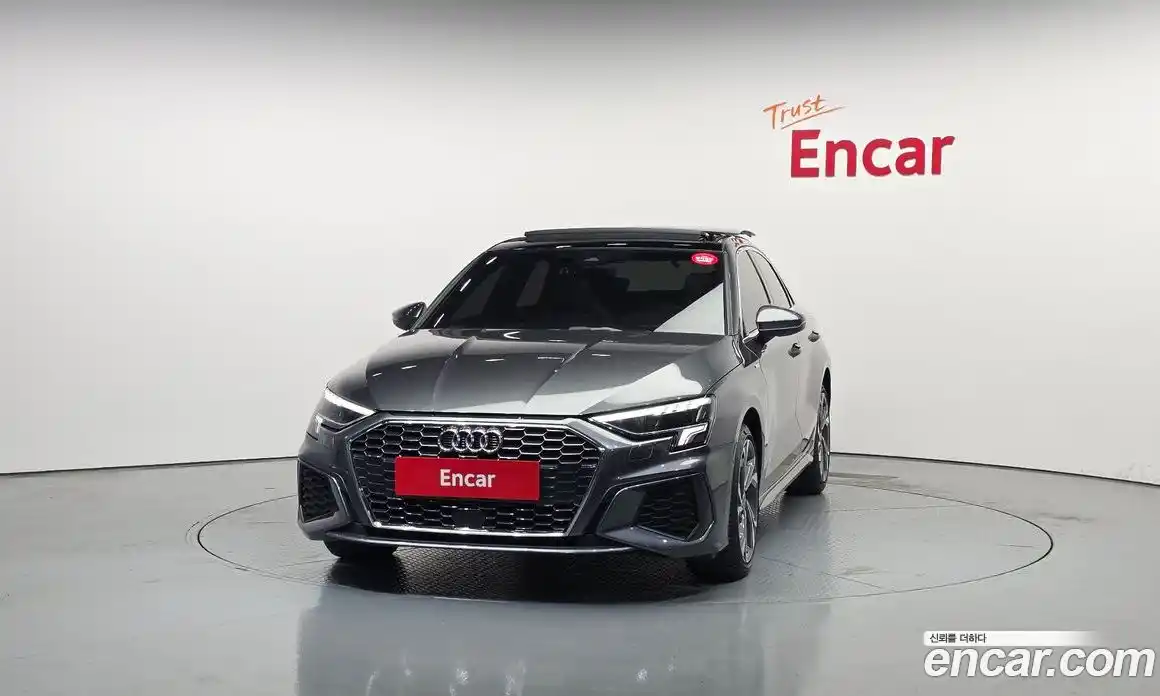 Audi A3 2023 2.0 автомат (гидро), фото 3