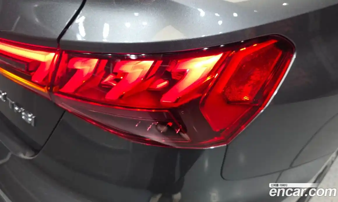 Audi A3 2023 2.0 автомат (гидро), фото 9