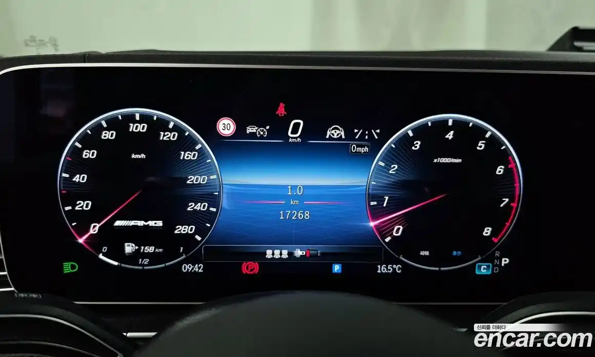 Mercedes-Benz GLE-Class 2025 3.0 гидро, фото 6