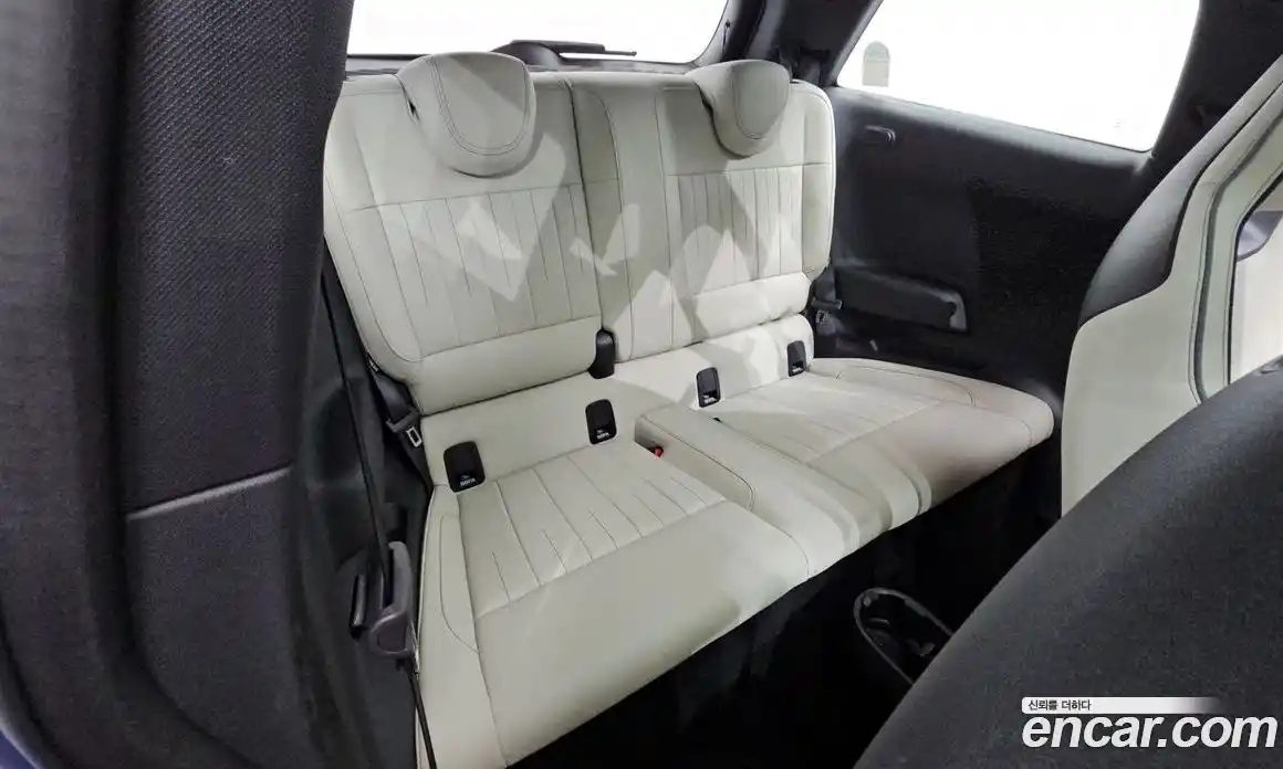 Mini Cooper 2024 0.1 автомат (гидро), фото 17
