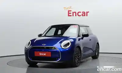 Mini Cooper 2024 0.1 автомат (гидро), миниатюра 3