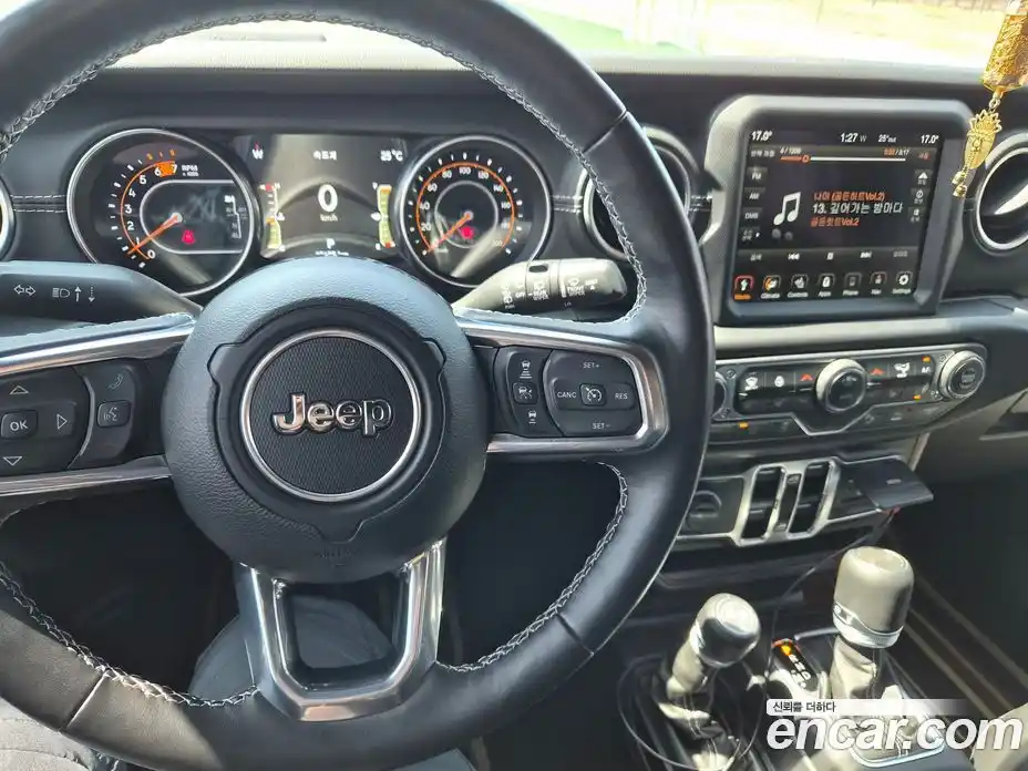 Jeep Wrangler 2023 2.0 автомат (гидро), фото 11
