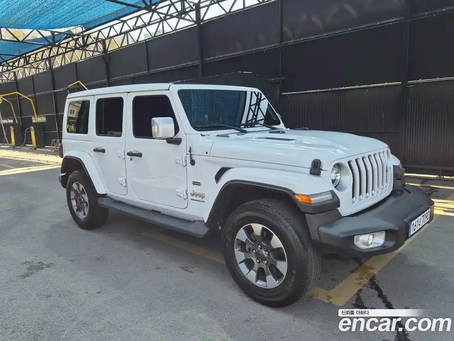 Jeep Wrangler 2023 2.0 автомат (гидро), фото 12