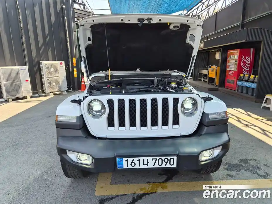 Jeep Wrangler 2023 2.0 автомат (гидро), фото 20