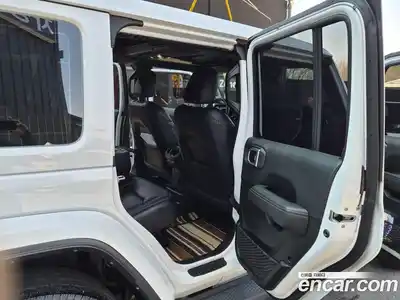 Jeep Wrangler 2023 2.0 автомат (гидро), миниатюра 6