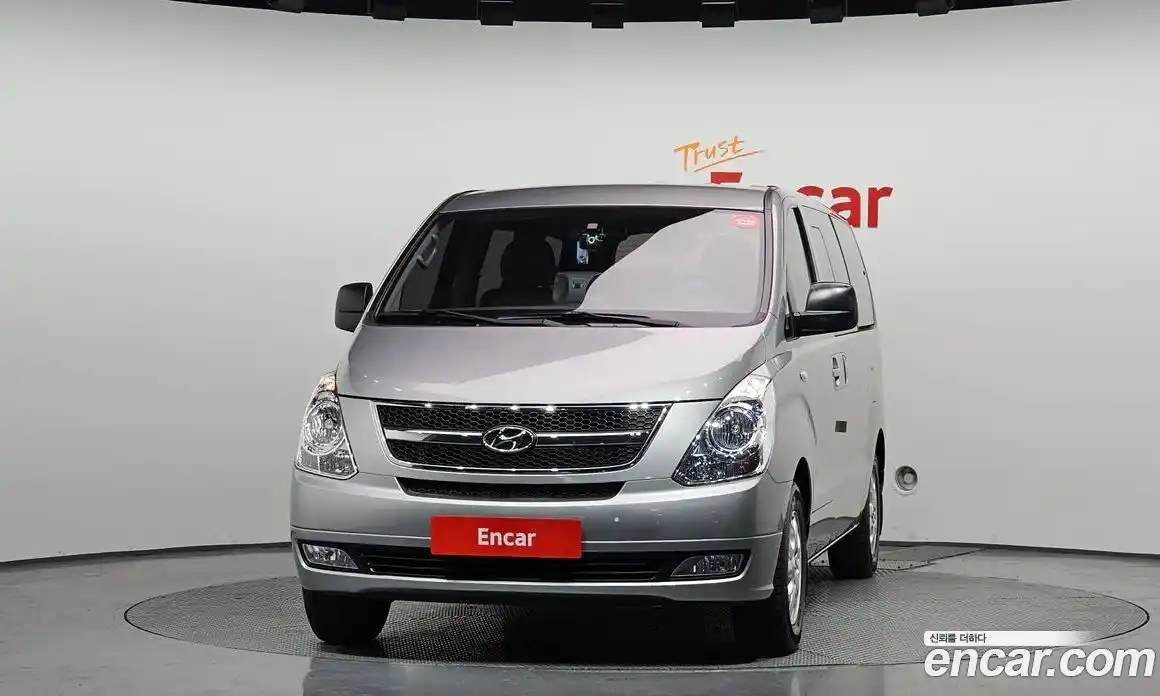 Hyundai Starex 2015 2.5 автомат (гидро), фото 3