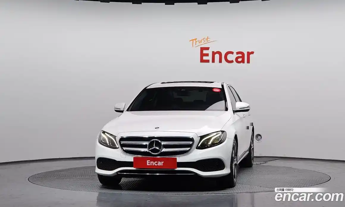 Mercedes-Benz E-Class 2018 2.0 гидро, фото 3