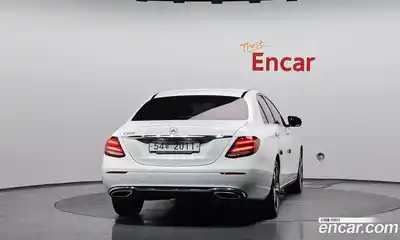Mercedes-Benz E-Class 2018 2.0 гидро, миниатюра 4