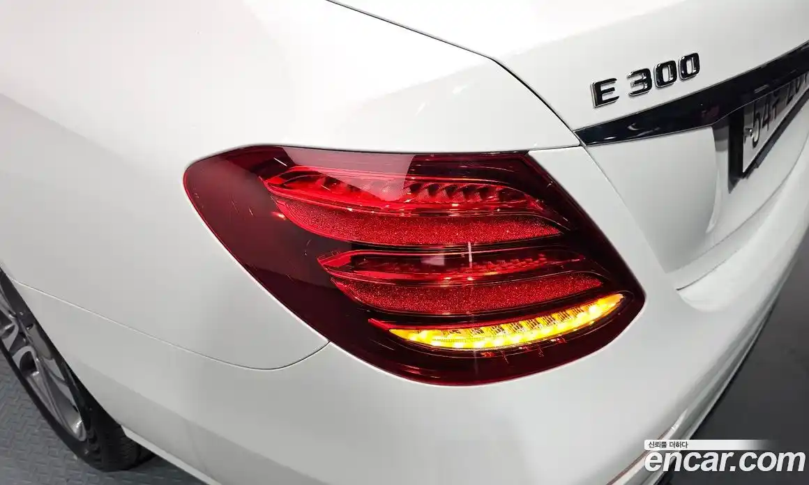 Mercedes-Benz E-Class 2018 2.0 гидро, фото 9