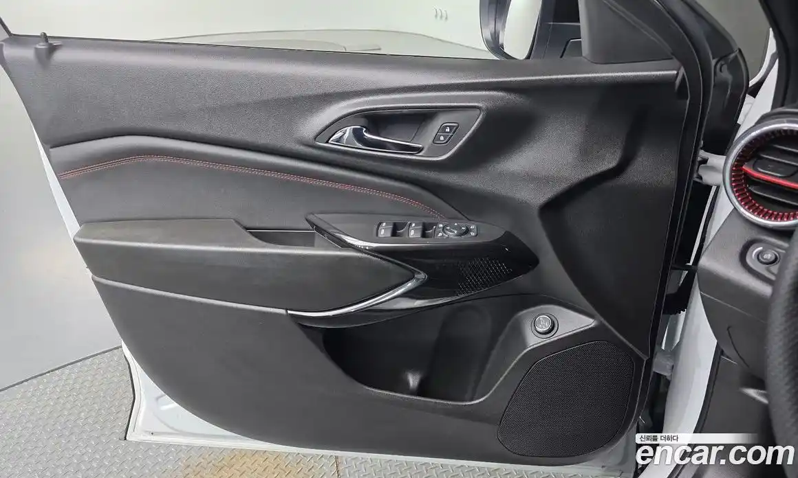Chevrolet Trax 2023 1.2 гидро, фото 14