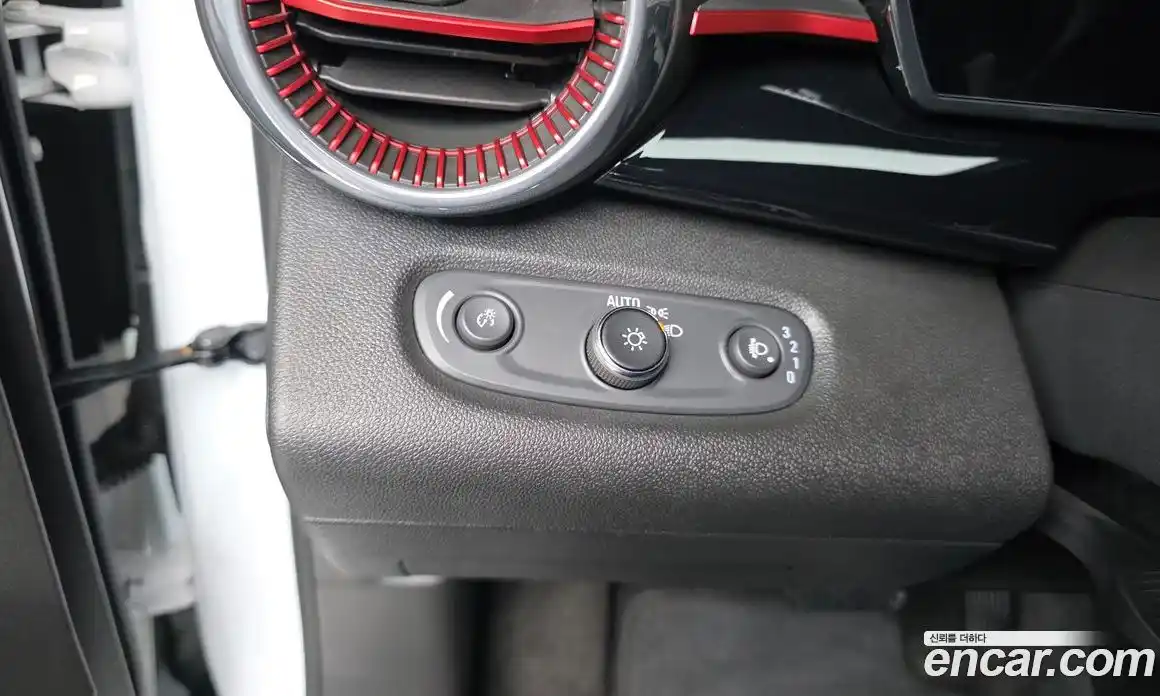 Chevrolet Trax 2023 1.2 гидро, фото 18