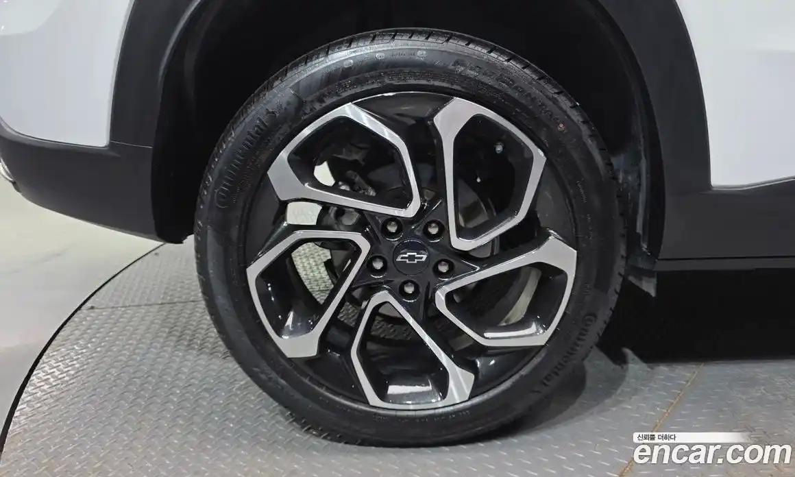Chevrolet Trax 2023 1.2 гидро, фото 5