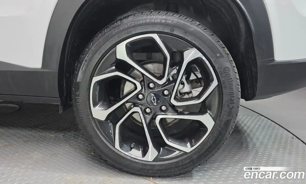 Chevrolet Trax 2023 1.2 гидро, фото 7
