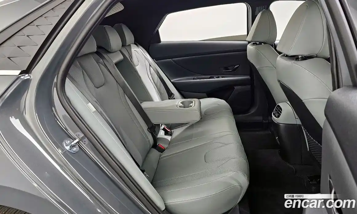 Hyundai Avante 2026 1.6 гидро, фото 12