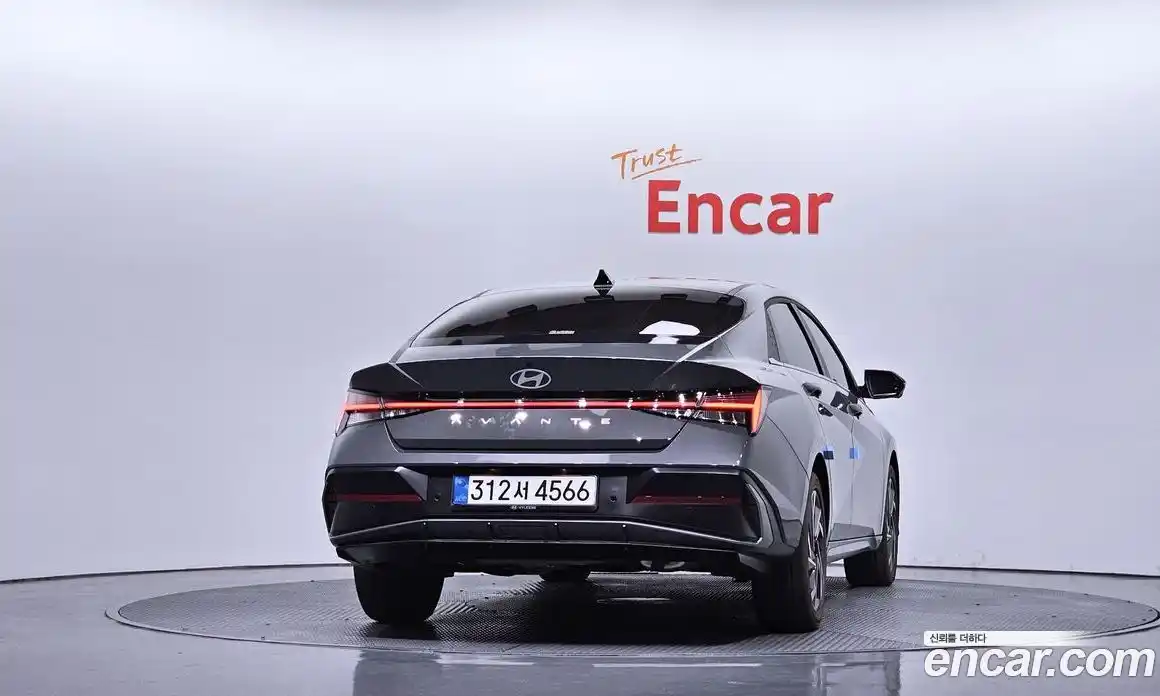 Hyundai Avante 2026 1.6 гидро, фото 4