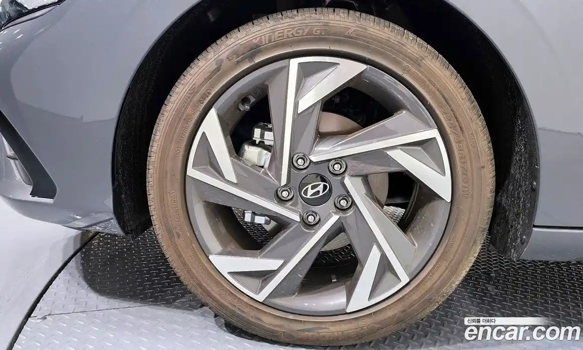 Hyundai Avante 2026 1.6 гидро, фото 5