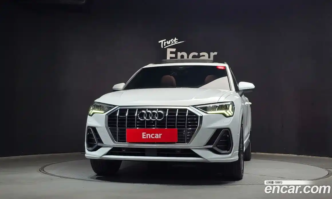 Audi Q3 2022 2.0 гидро, фото 3