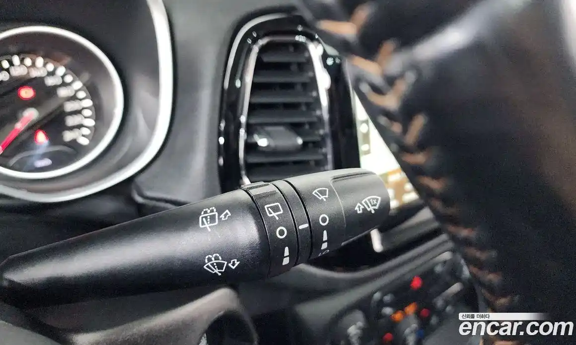 Jeep Compass 2019 2.4 автомат (гидро), фото 28
