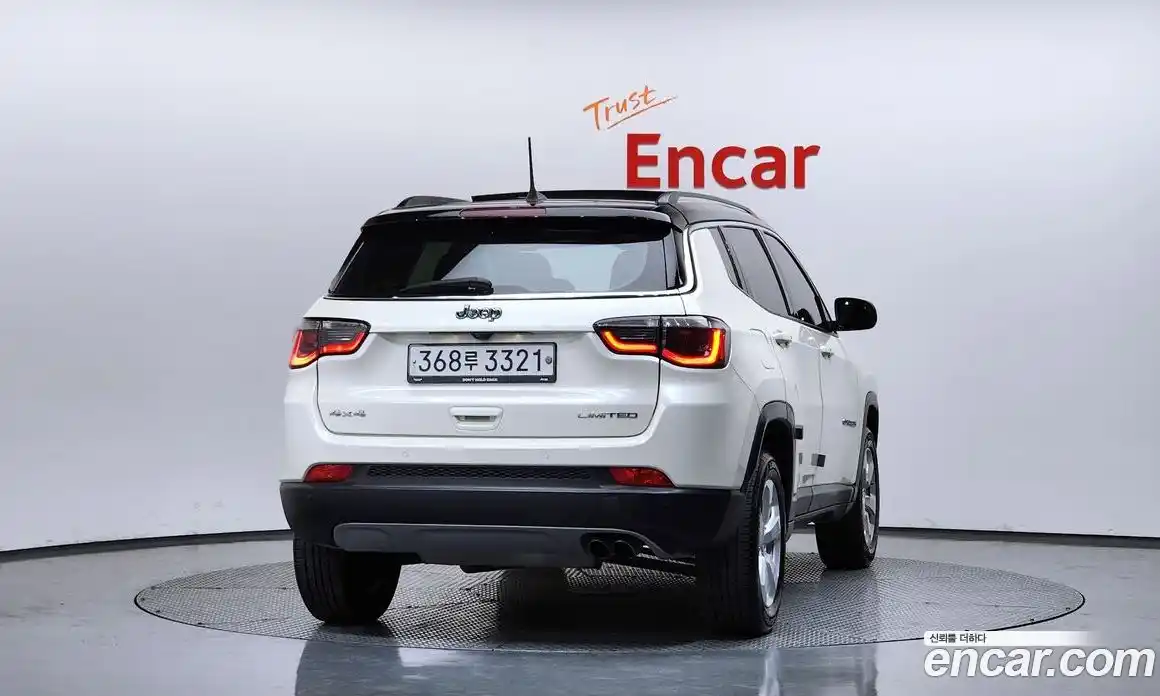 Jeep Compass 2019 2.4 автомат (гидро), фото 4