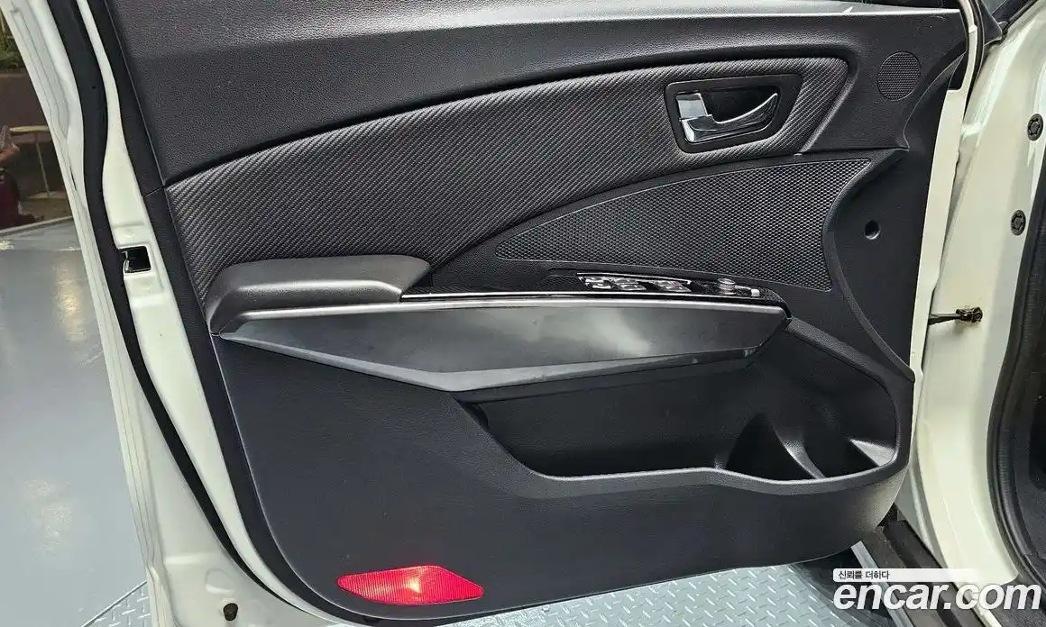 SsangYong TIBOLI 2020 1.5 автомат (гидро), фото 14