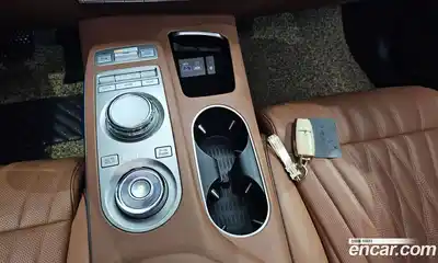 Genesis GV70 2023 2.5 гидро, миниатюра 9