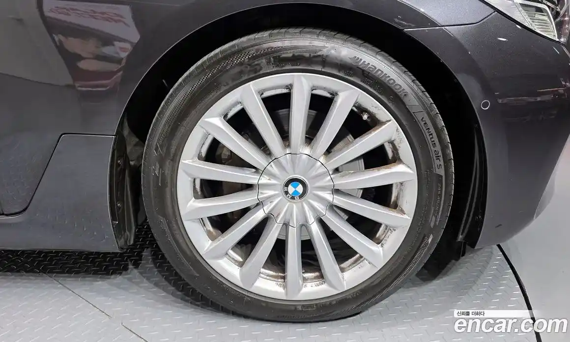 BMW 6-Series 2023 2.0 гидро, фото 5