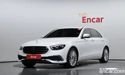 Mercedes-Benz E-Class, 2022, 100 117 км