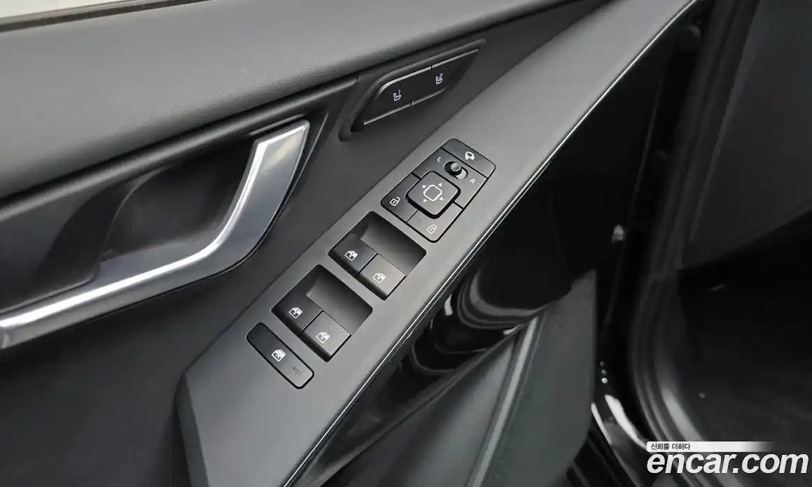 Kia Niro 2023 0.2 автомат (гидро), фото 20