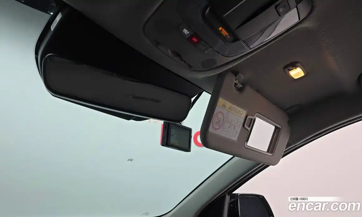Kia Niro 2023 0.2 автомат (гидро), фото 25