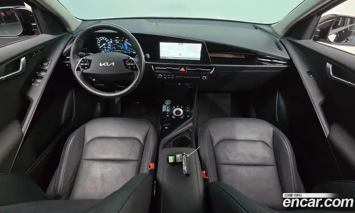 Kia Niro 2023 0.2 автомат (гидро), фото 9