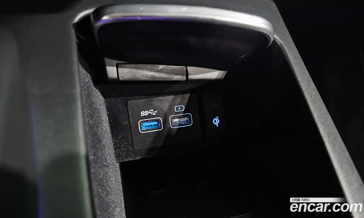 Genesis GV70 2024 2.5 автомат (гидро), фото 19