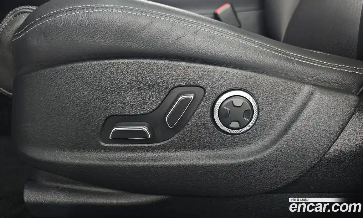 Genesis GV70 2024 2.5 автомат (гидро), фото 31