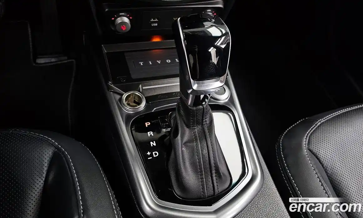 SsangYong TIBOLI 2019 1.6 автомат (гидро), фото 12