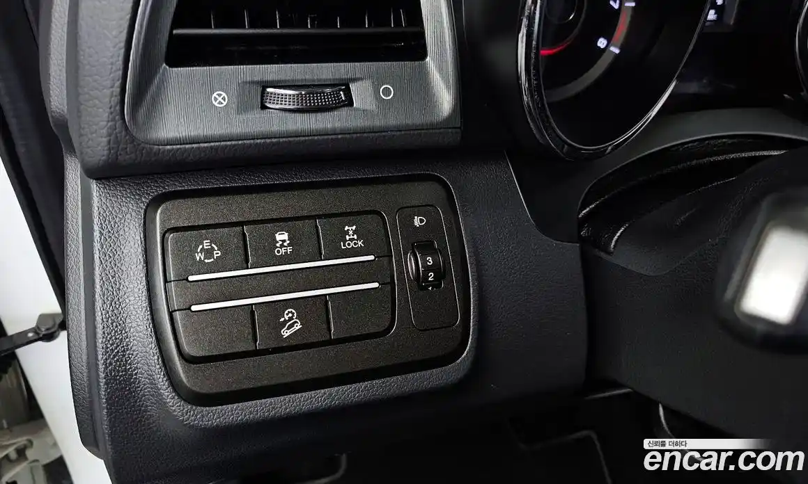 SsangYong TIBOLI 2019 1.6 автомат (гидро), фото 28