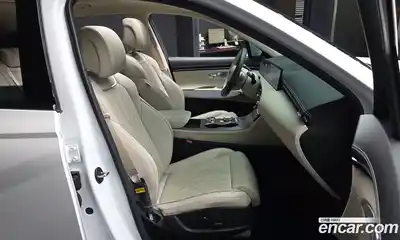 Genesis GV70 2025 2.5 гидро, миниатюра 11