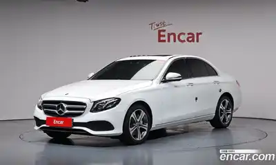 Mercedes-Benz E-Class, 2018, 61 729 км