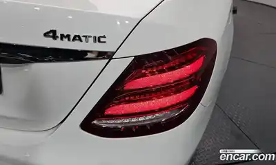 Mercedes-Benz E-Class 2018 2.0 автомат (гидро), миниатюра 9