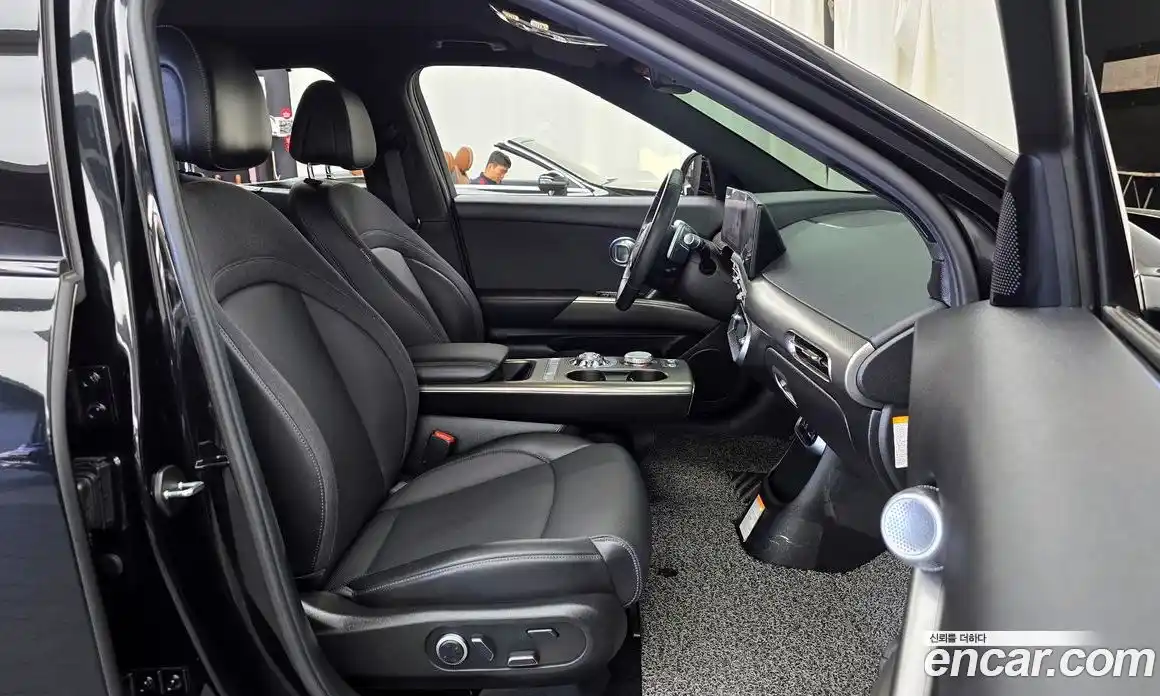 Genesis GV60 2022 0.1 гидро, фото 16