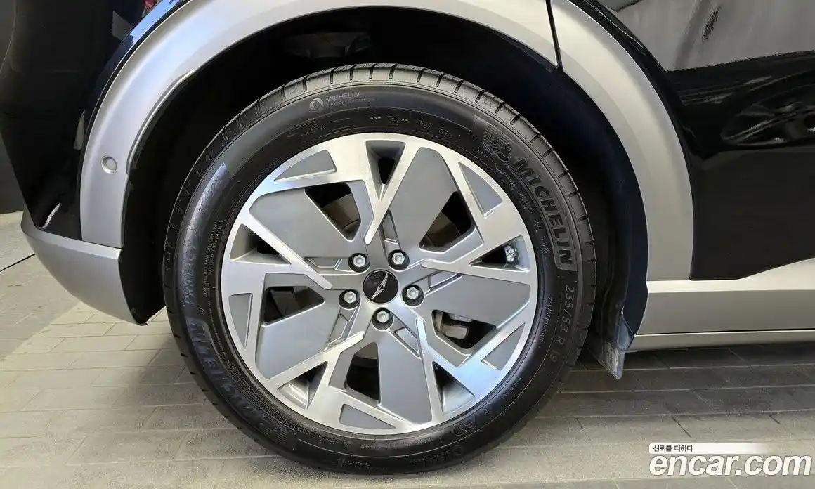 Genesis GV60 2022 0.1 гидро, фото 5