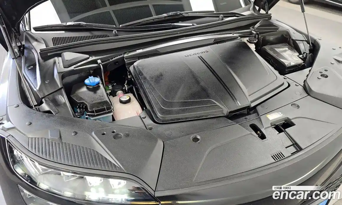Genesis GV60 2022 0.1 гидро, фото 6