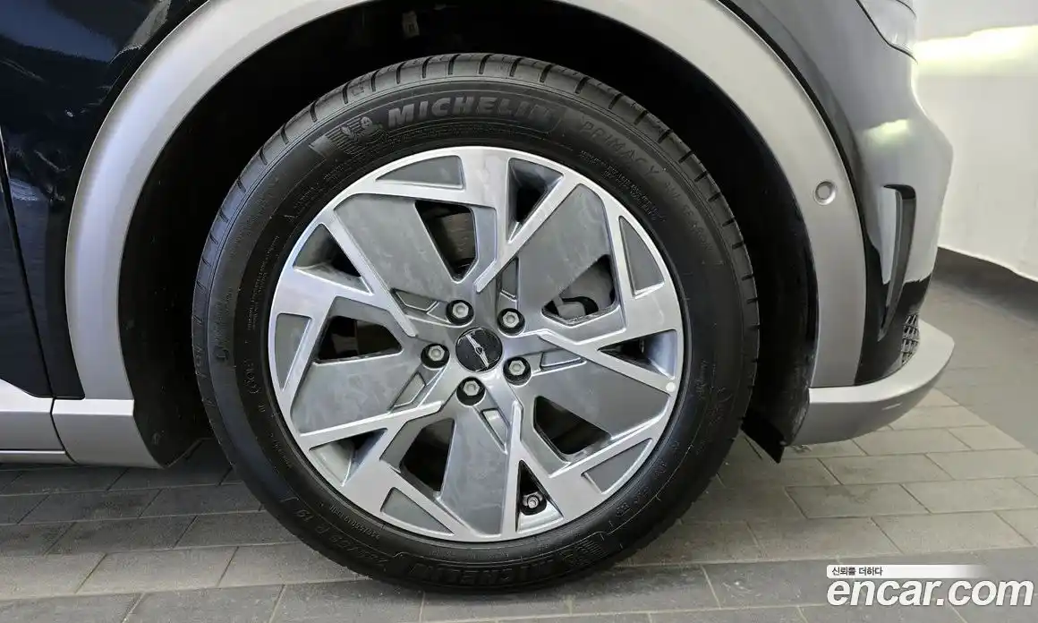 Genesis GV60 2022 0.1 гидро, фото 7