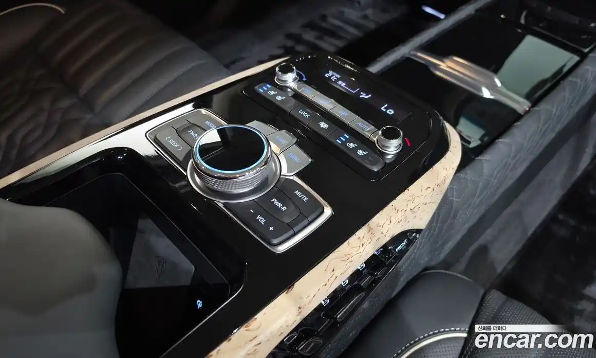 Genesis G90 2019 5.0 автомат (гидро), фото 24