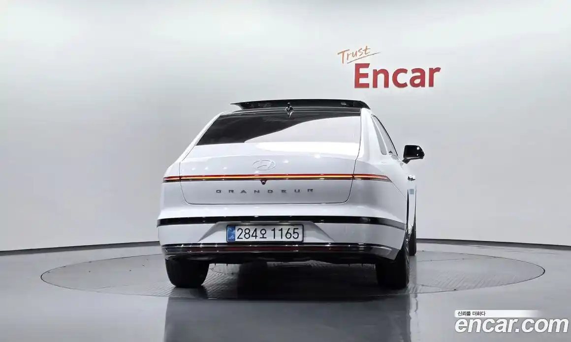 Hyundai Grandeur 2025 1.6 автомат (гидро), фото 4