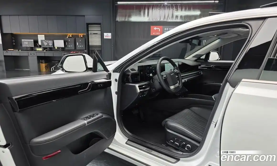 Hyundai Grandeur 2025 1.6 автомат (гидро), фото 10