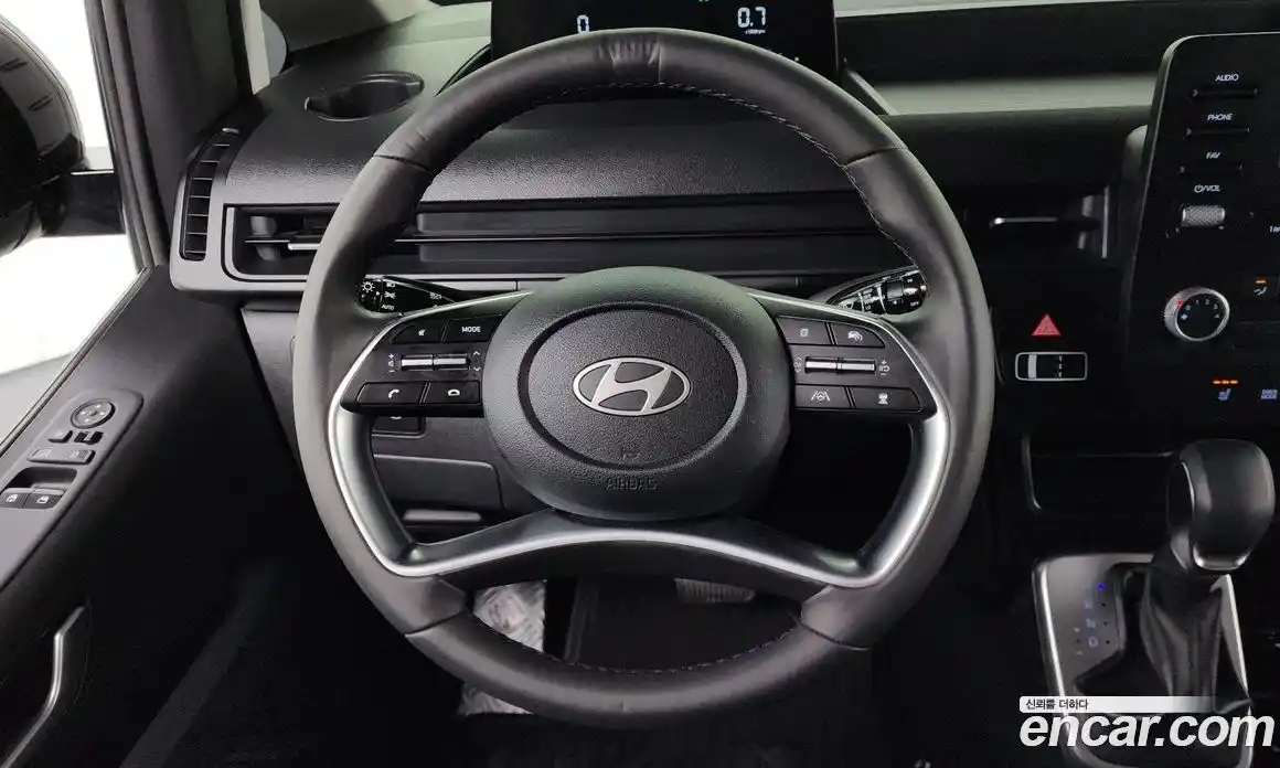 Hyundai Staria 2025 3.5 гидро, фото 17