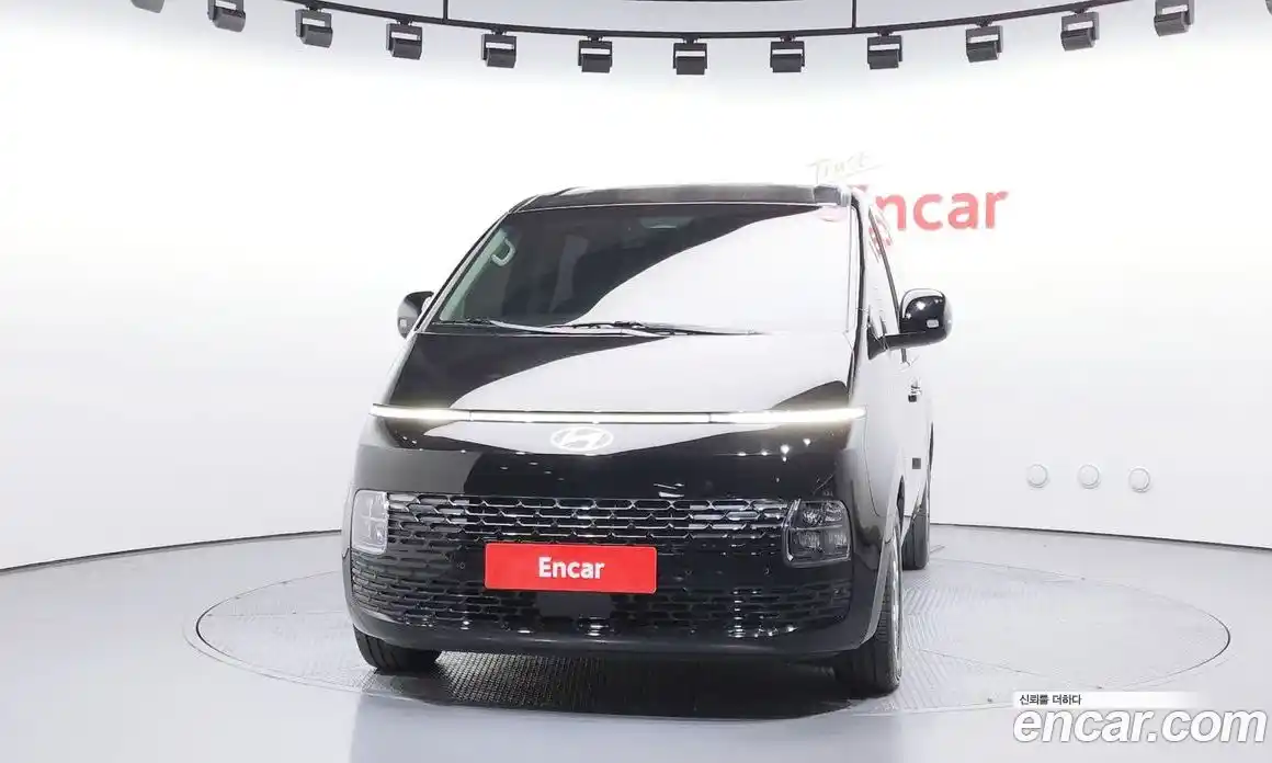 Hyundai Staria 2025 3.5 гидро, фото 3